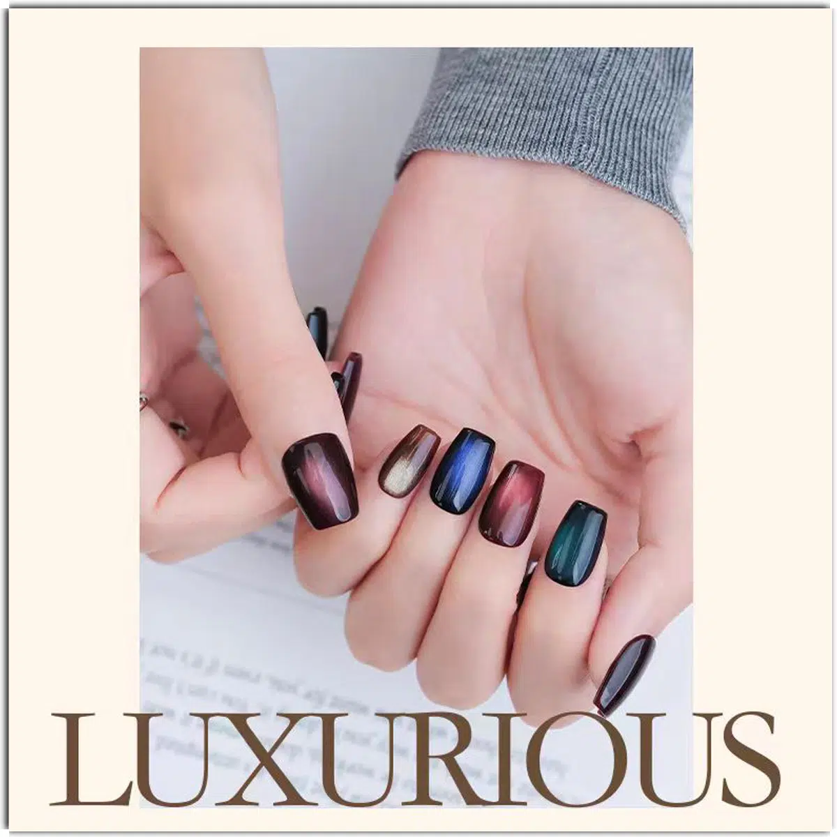 Liquid Hologlam Press-On Nails | Short Coffin Shape | Medium Almond Shape |Iridescent Magnetic Cat Eye Effect| Handcrafted press-on nails