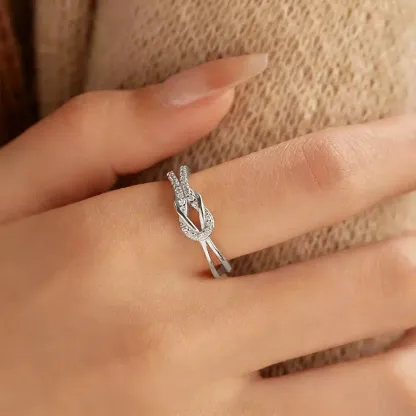 Matching Mother & Daughter Bond Special Sliver Knot Rings | Through every high and low,held as these matching knots