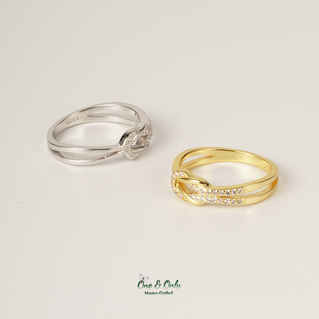 Matching Mother & Daughter Bond Special Sliver Knot Rings | Through every high and low,held as these matching knots