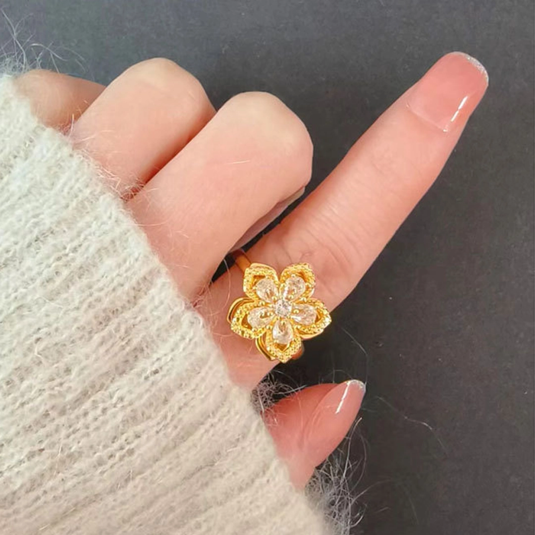 Magic Guardian Jewelry Valentine's Day Gift 🏵️ Rotating Gold Flower Ring | Your spark, your rules.