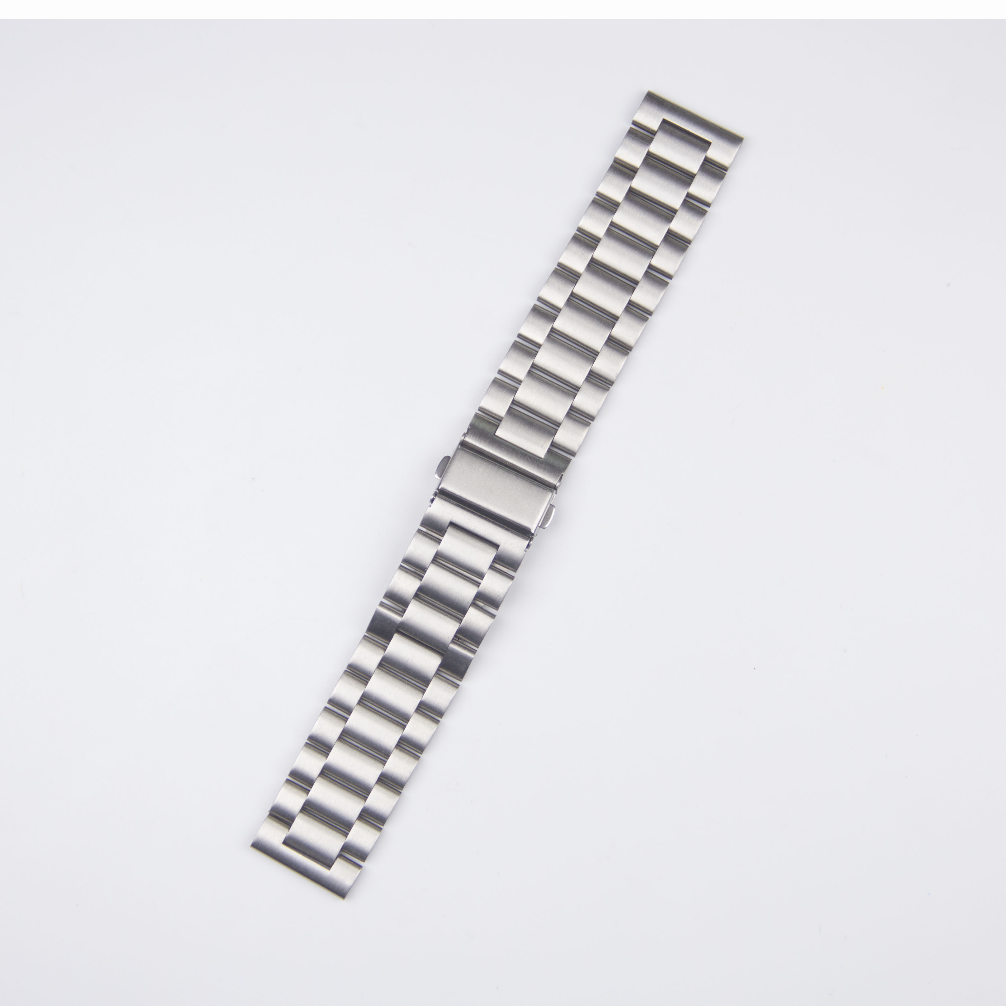 Watch strap made of stainless steel with a width of 22/20mm（0.87/0.79inch）