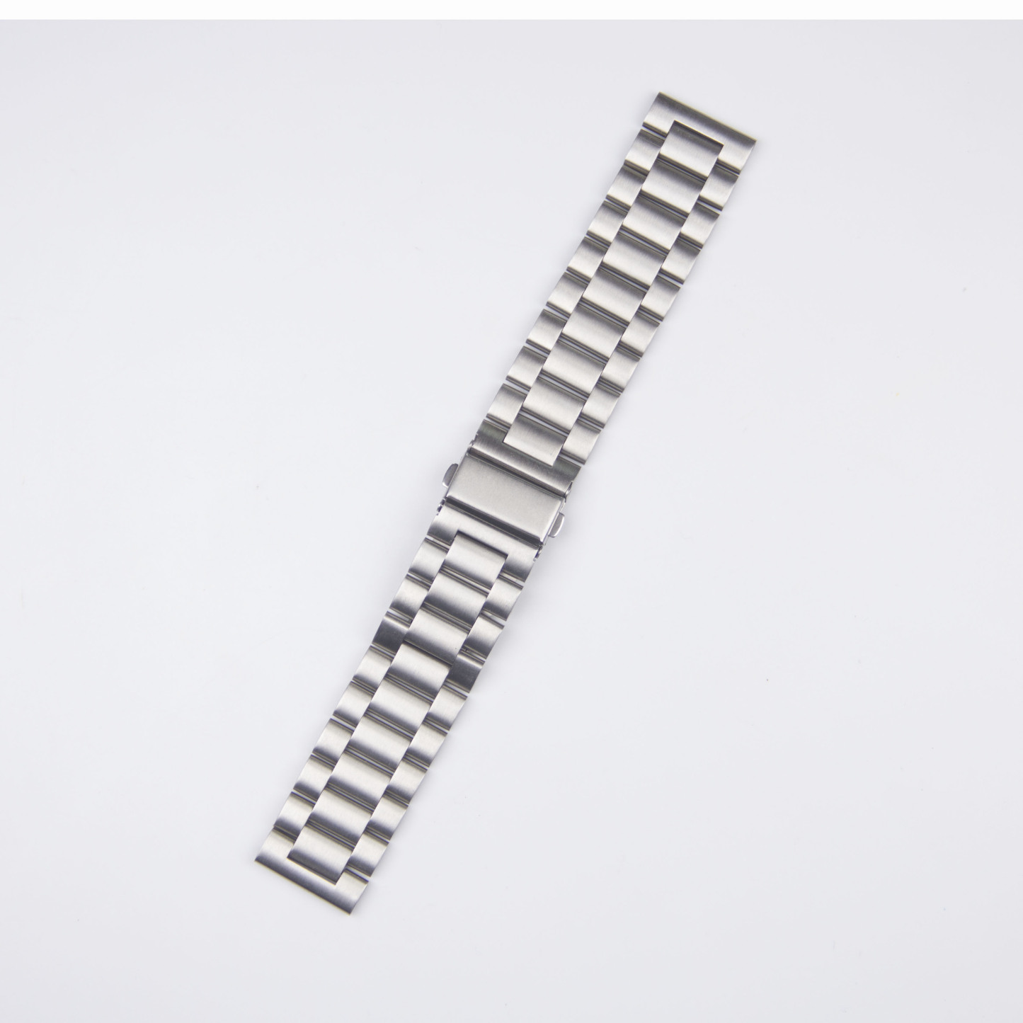 Watch strap made of stainless steel with a width of 22/20mm（0.87/0.79inch）