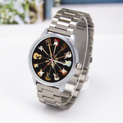 Customizable Quartz Wristwatch