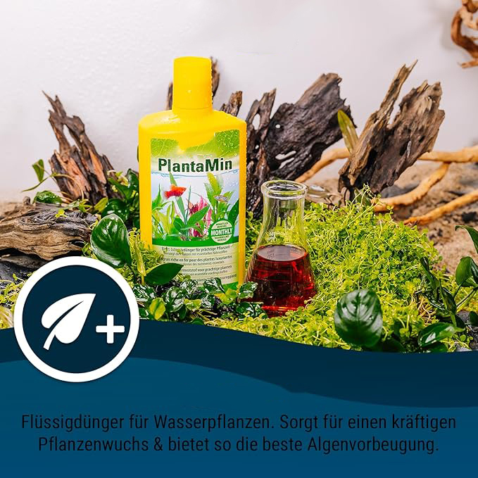PlantaMin Universaldünger - flüssiger Eisen-Intensivdünger für prächtige und gesunde Wasserpflanzen im Aquarium, monatliche Anwendung, 100 ml