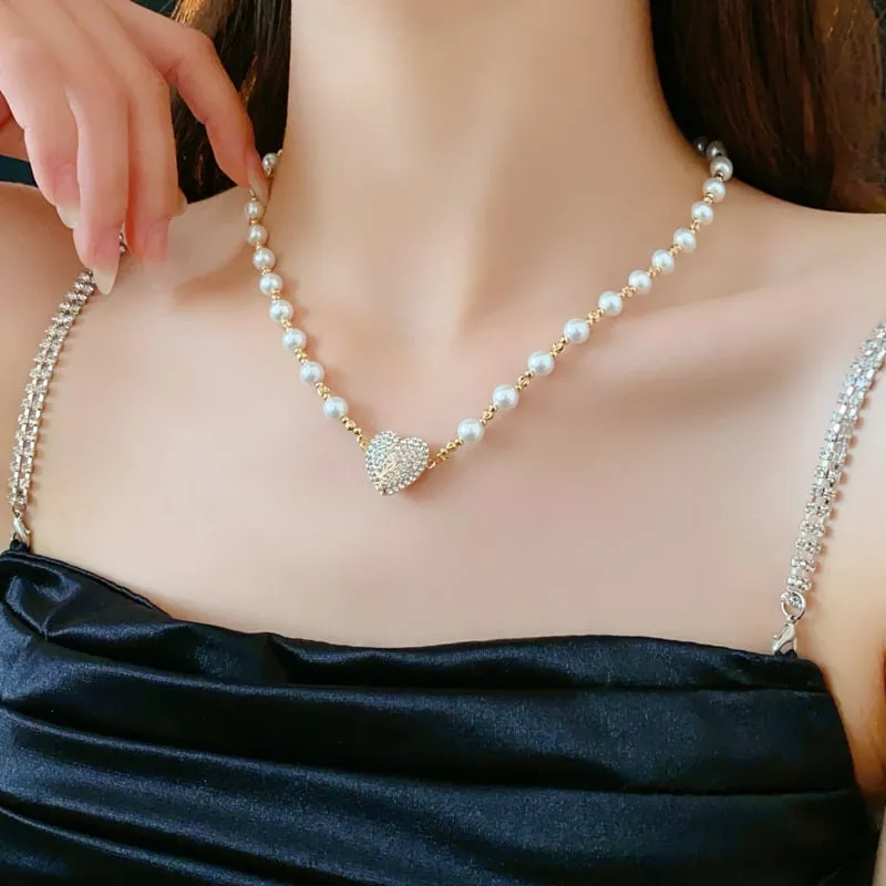 New Magnetic Pearl Heart Necklace