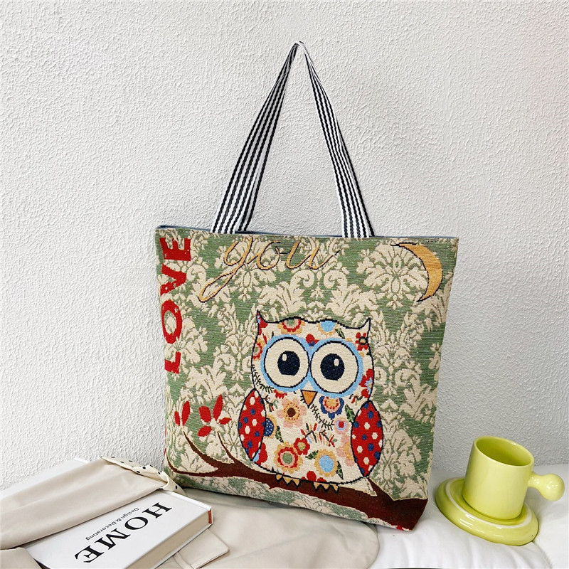 Artistic Vintage Fashion Illustrated Embroidered Shoulder Tote Bag👜