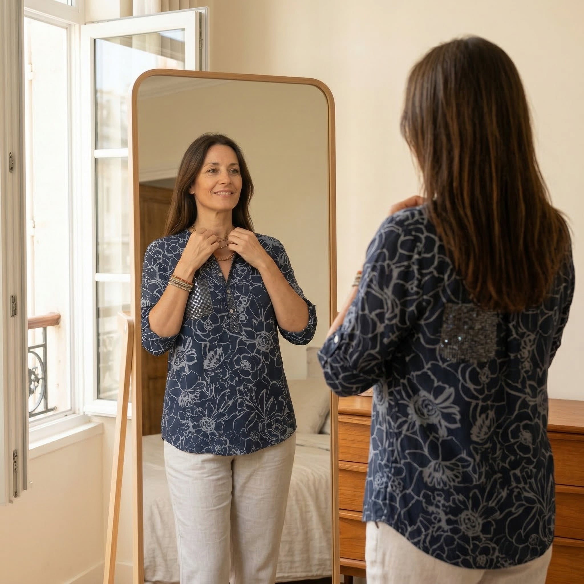 Ravopeak™ – Sequin Pocket Floral Blouse