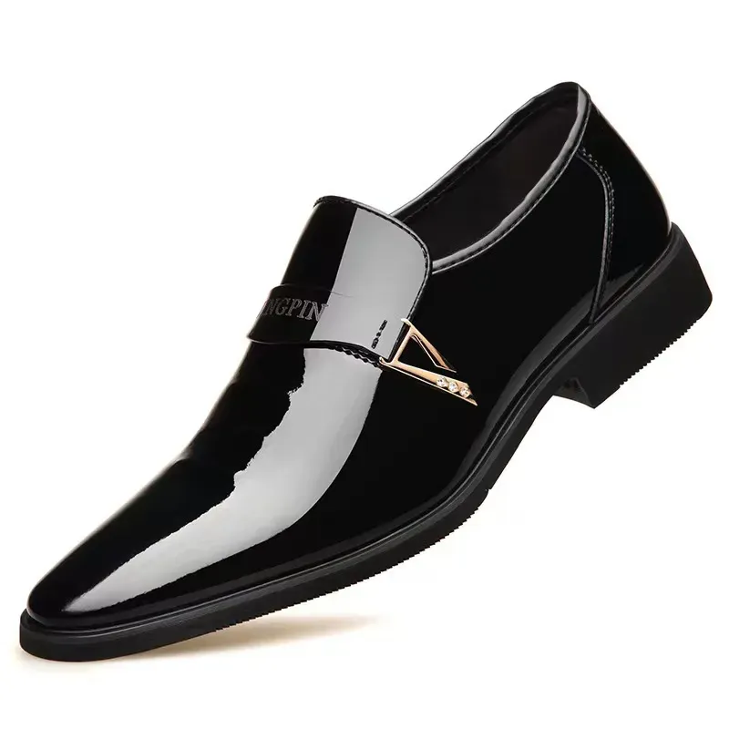 2025 men's shoes new pointed bright patent leather business leather shoes