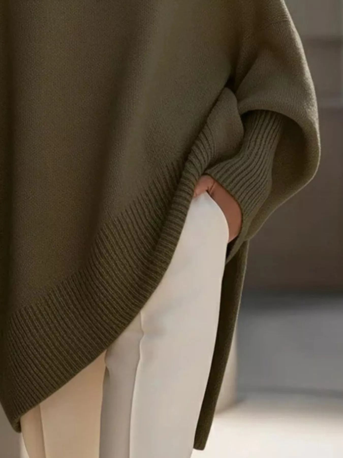 Elegant minimalist style loose knitted cape top