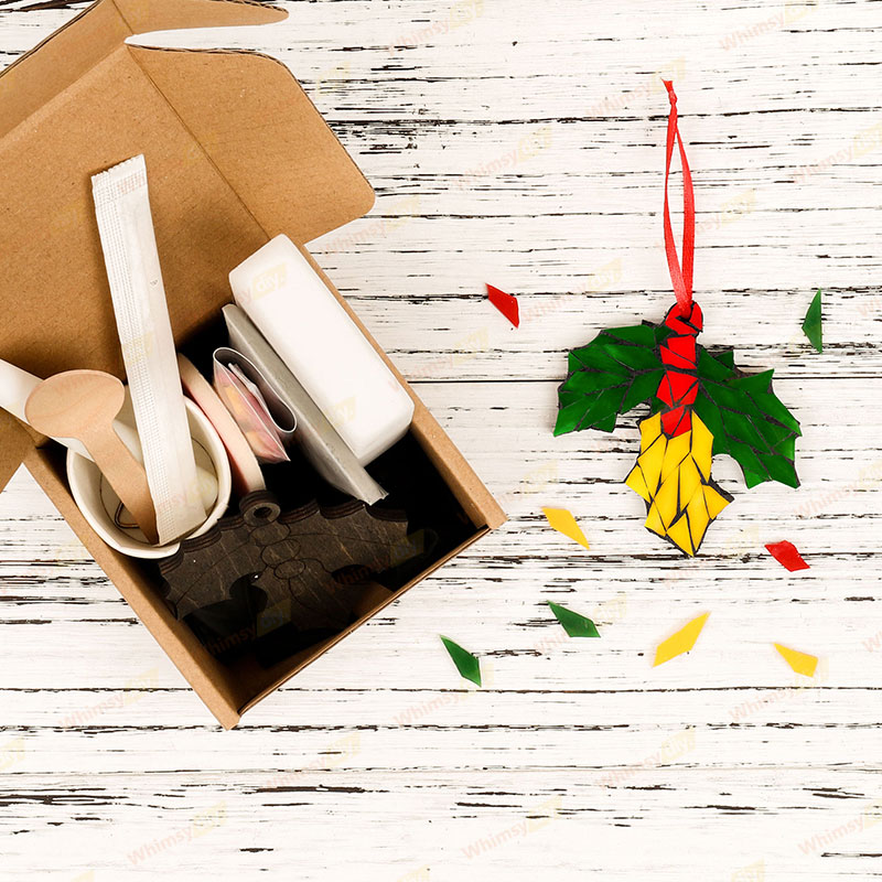 Holly Berry Christmas Ornaments Glass Mosaic Kit- Style 2 