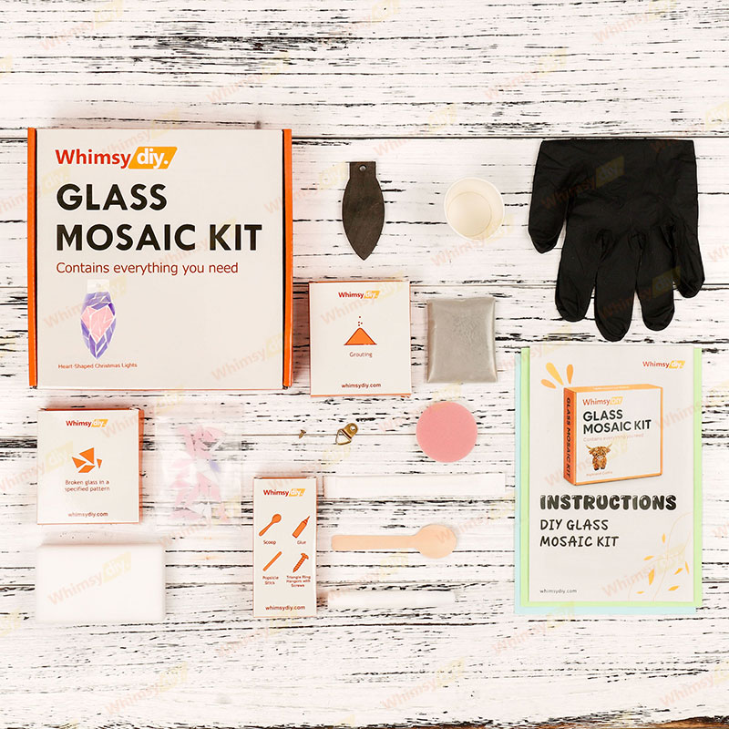 Heart-Shaped Christmas Light Ornaments Glass Mosaic Kit