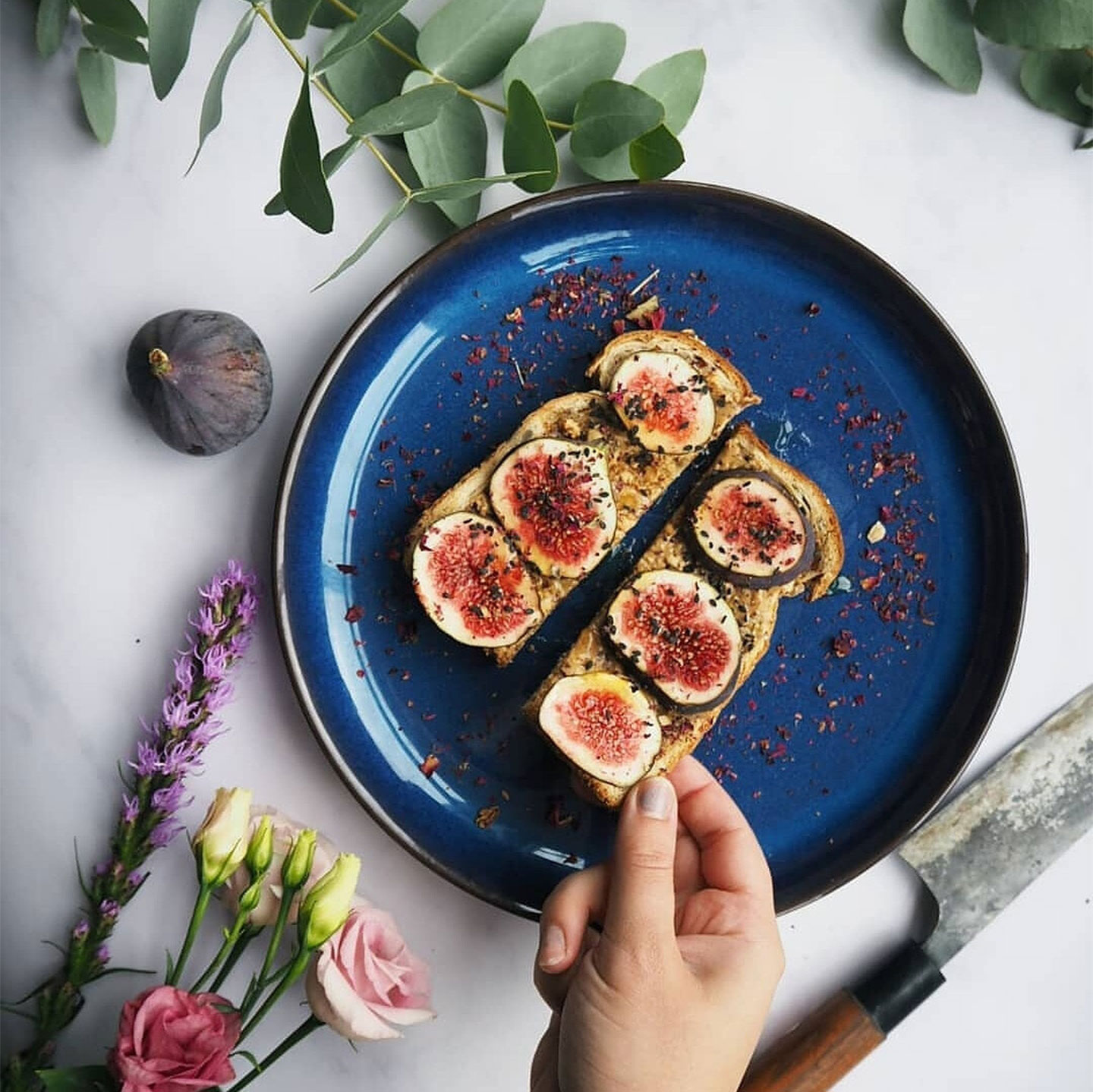 Imperial Blue Coupe Medium Plate