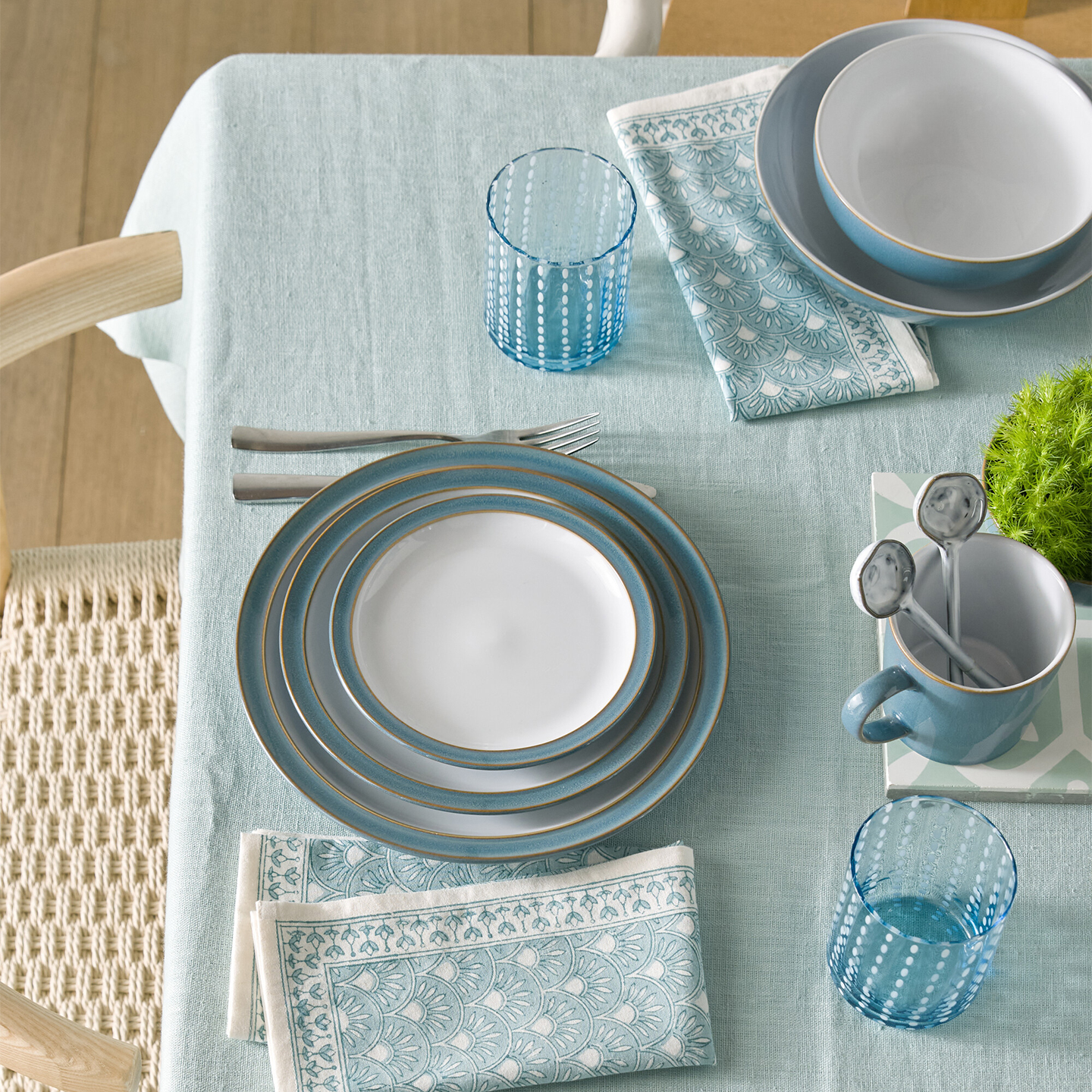 Azure Rimmed Dinner Plate Set of 4
