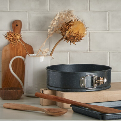 Denby Quantanium Finish 23Cm Springform Cake Tin