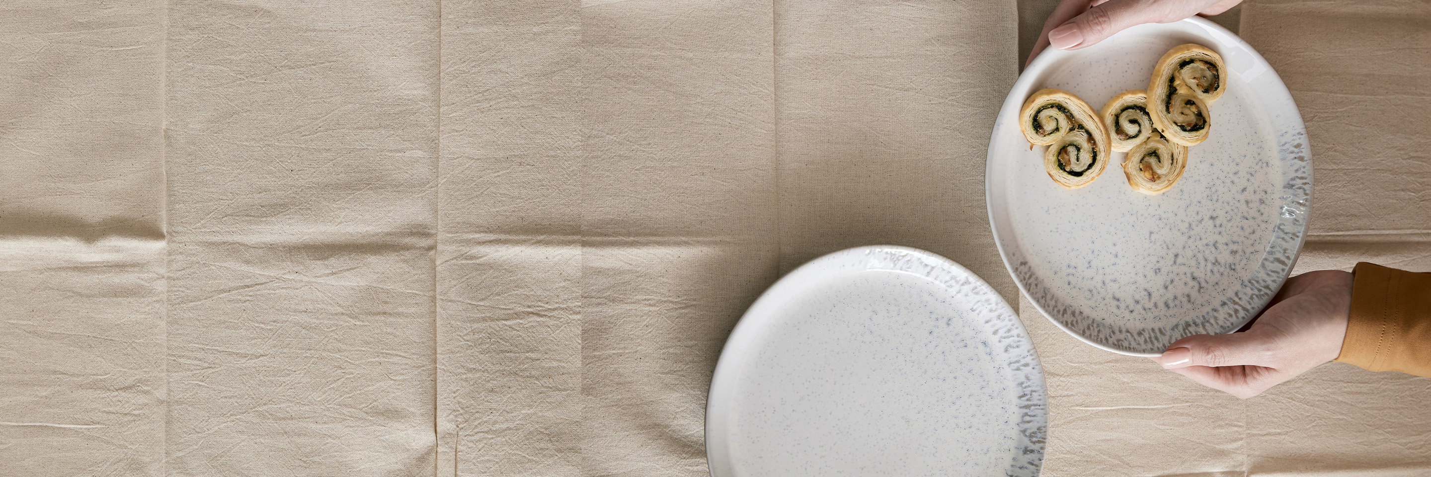Medium Plates
