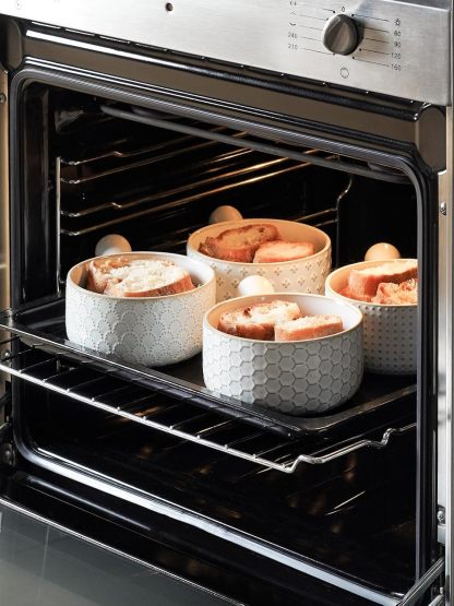 French Onion Soup Bowls, 18 Ounce Soup Bowls With Handles for Chili, Beef Stew, French Onion Soup Crocks Oven Safe - 5 inch, Set of 4, Arctic White