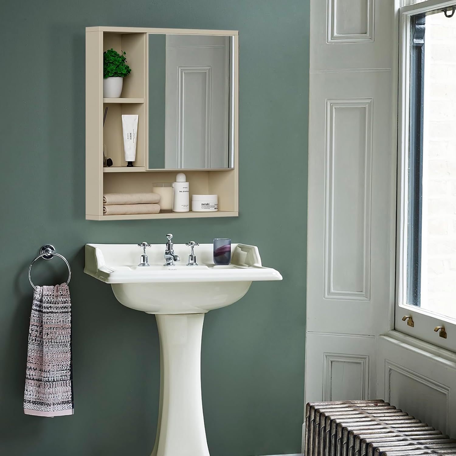 Bathroom Wall Mirror Cabinet, Medicine Cabinet with Single Door and Adjustable Shelf
