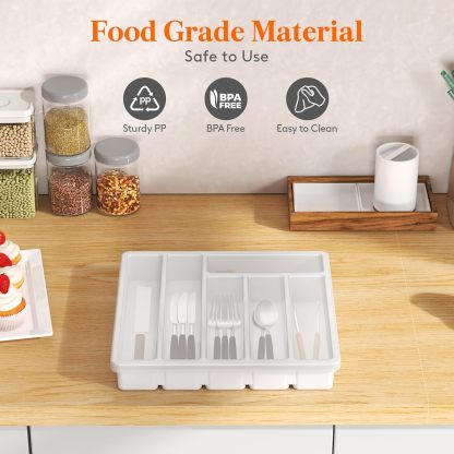 Silverware Organizer with Lid, Covered Utensil Tray for Kitchen Drawer and Countertop, Plastic Cutlery and Flatware Storage Box