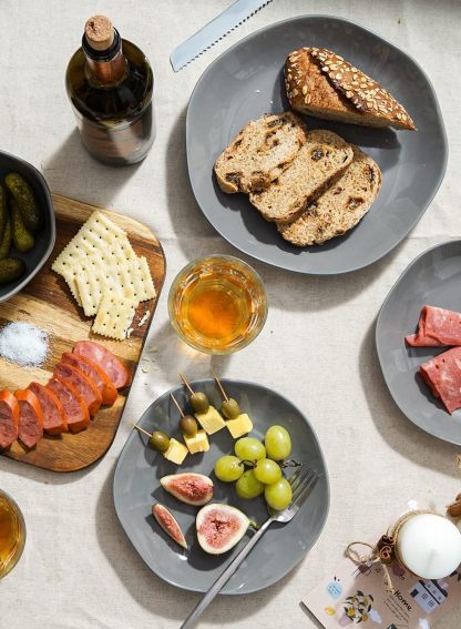 Dinnerware Sets 12 Piece, Serve for 4, Ceramic Plates and Bowls Set (10" Dinner Plates + 8" Salad Dish + 22 oz Bowl) x 4, Suit For House Warming Wedding, Dishwasher Microwave Oven safe - Grey