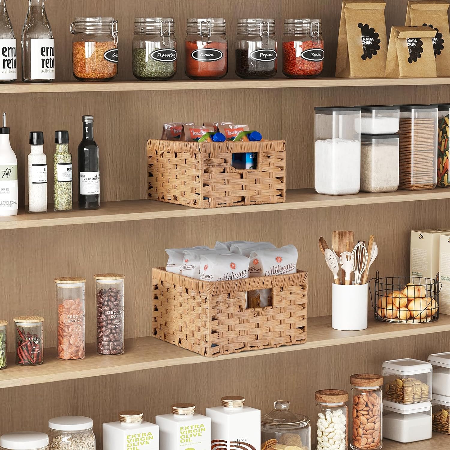 Handwoven PP Wicker Storage Basket, Waterproof Imitation Rattan Basket with Built-in Handles