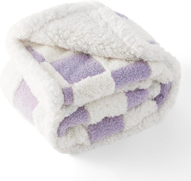 Waterproof Dog Blanket for Large Dogs - Washable Double Sided Dog Blankets with Warm Jacquard Shag and Soft Sherpa Fleece