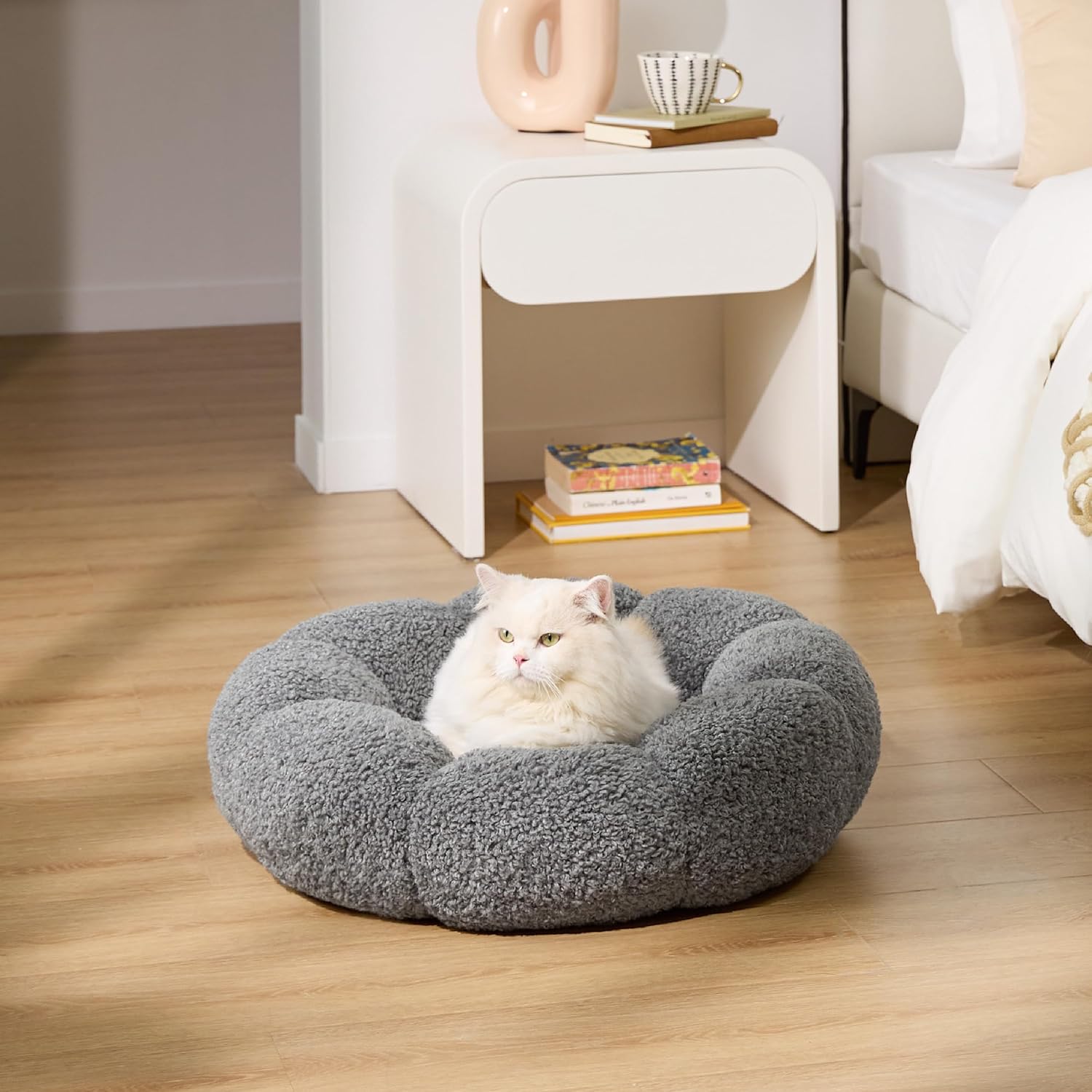 Calming Cat Beds for Indoor Cats - Cute Flower Pet Beds in Teddy Sherpa Plush, Donut Round Fluffy Puppy Bed, Non-Slip Extra Small Dog Bed Fits up to 15 lbs, Machine Washable, Grey 20"