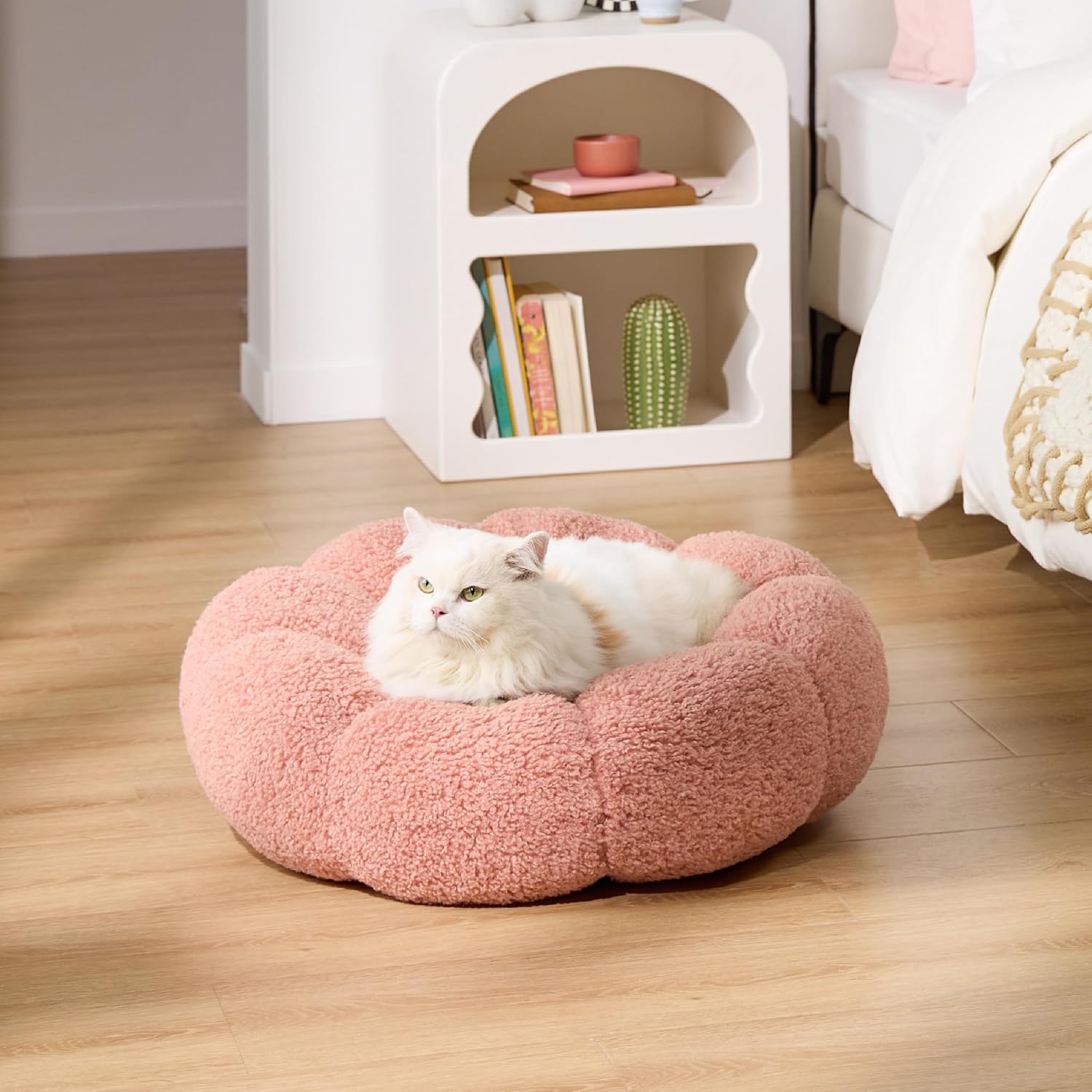 Calming Cat Beds for Indoor Cats - Cute Flower Pet Beds in Teddy Sherpa Plush, Donut Round Fluffy Puppy Bed, Non-Slip Extra Small Dog Bed Fits up to 15 lbs, Machine Washable, Pink 20"