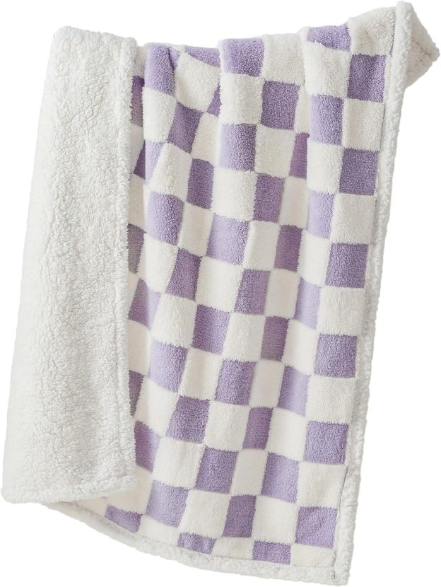 Waterproof Dog Blanket for Large Dogs - Washable Double Sided Dog Blankets with Warm Jacquard Shag and Soft Sherpa Fleece