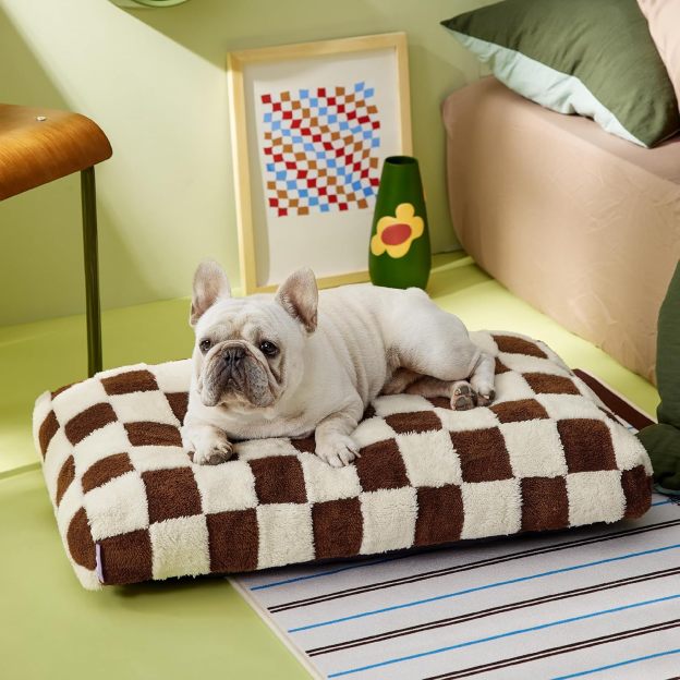 Dog Bed Medium Size Dog-Thick Shredded Chopped Foam Pet Bed, Dog Bed Indoor with Removable Cover, Cute Modern Fuzzy Plush & Anti Slip Bottom(30'x20', Brown)