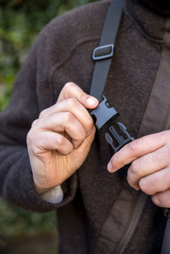 ZEISS Terra ED 10x42 black + Zeiss Comfort cross strap