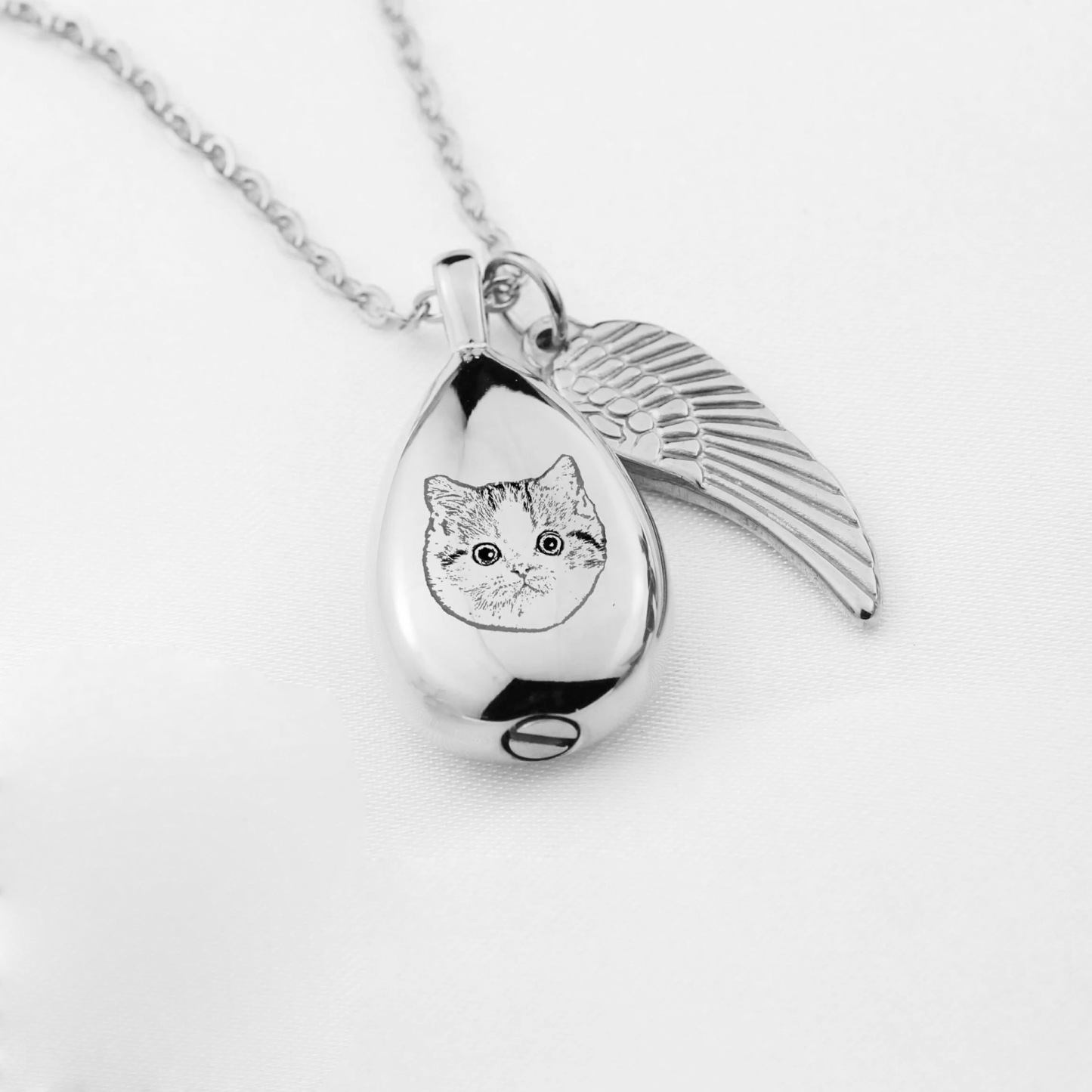 teardrop engraved name/photo locket necklace