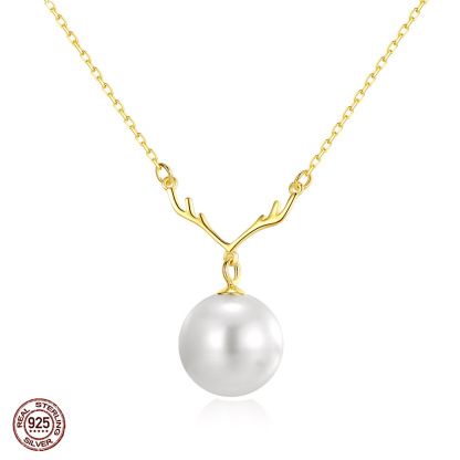 Astra Loop NFC Pearl Necklace