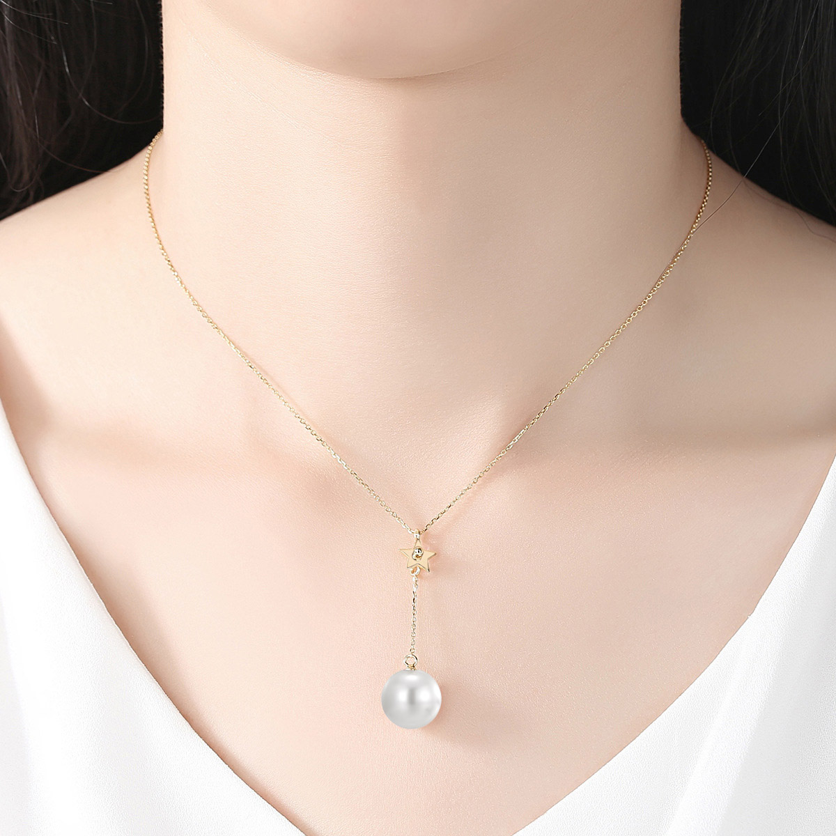 Eon Charm NFC Pearl Necklace
