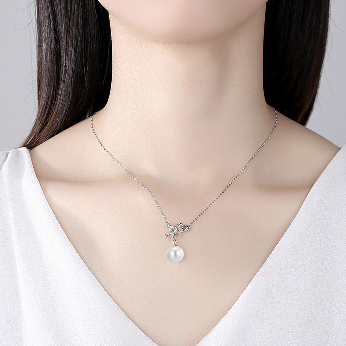 Lovely Birds NFC Pearl Necklace