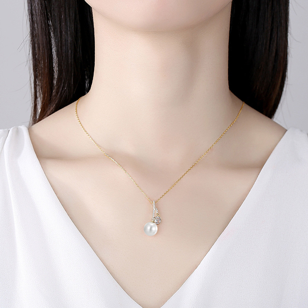 AuraVault NFC Pearl Necklace