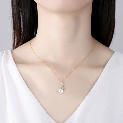 AuraVault NFC Pearl Necklace