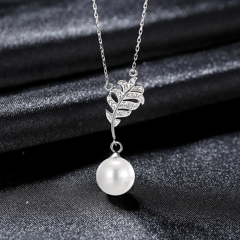 Fluxion NFC Pearl Necklace