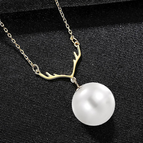 Astra Loop NFC Pearl Necklace