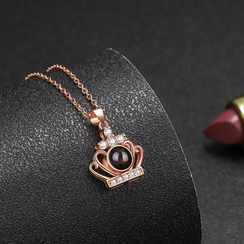 Crown 925 Sterling Silver Projection Necklace