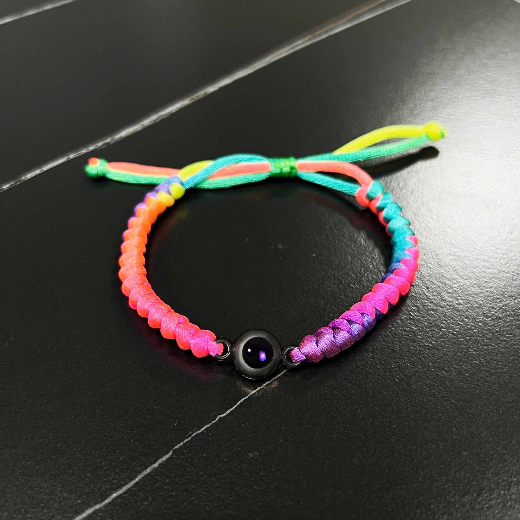 ised Snake Knot Braided Projection Bracelet