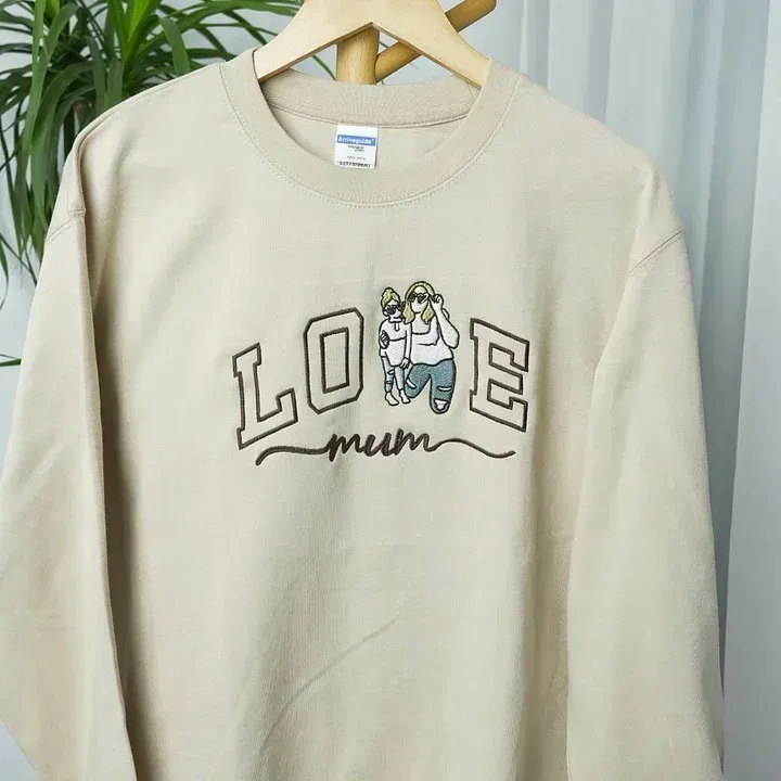 Custom Mum Mama Embroidered Photo Portrait For MOM Love Sweatshirt