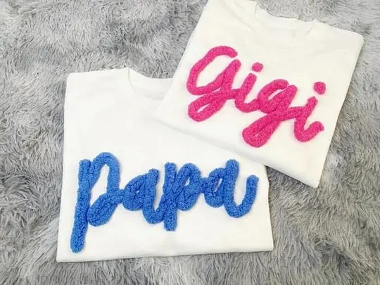 Cozy Chenille Sweatshirt – The Perfect Mother‘s Day Gift for Mom & Grandma