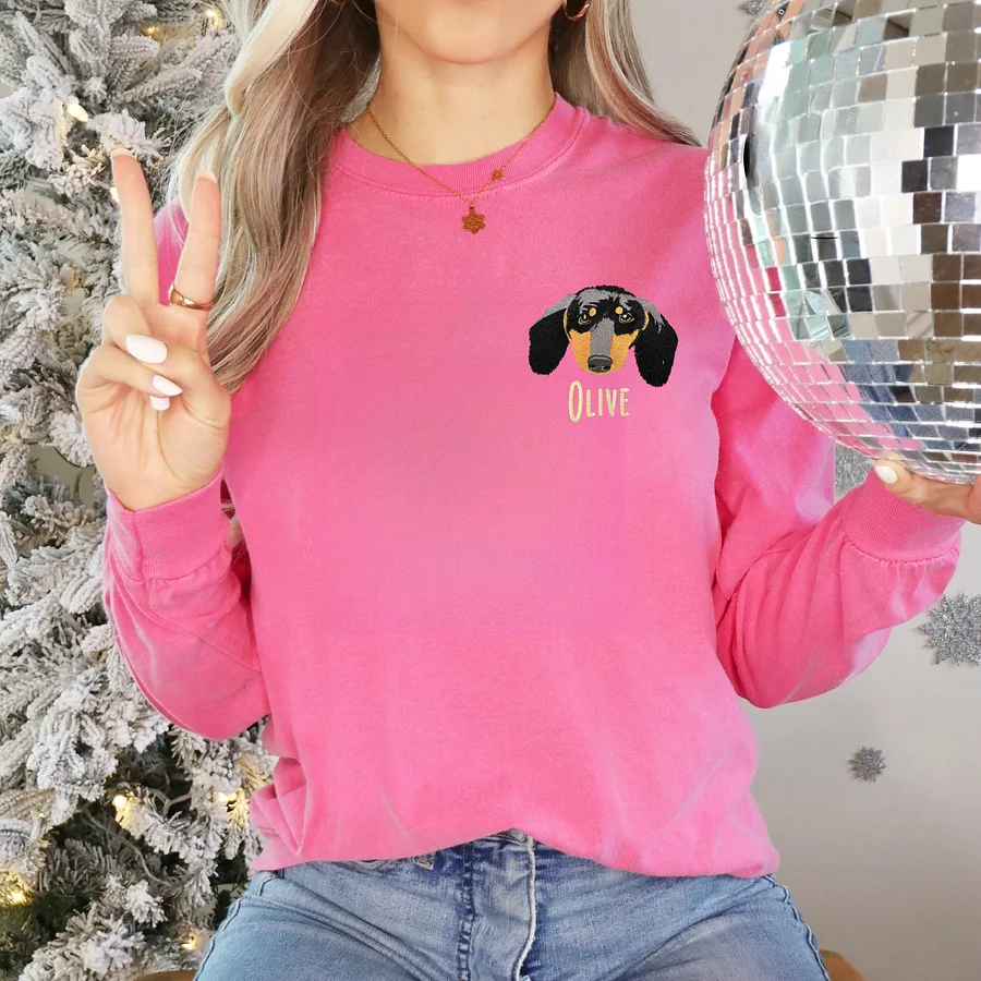 Custom Dog Embroidered Vintage Wash Sweatshirt T-Shirt