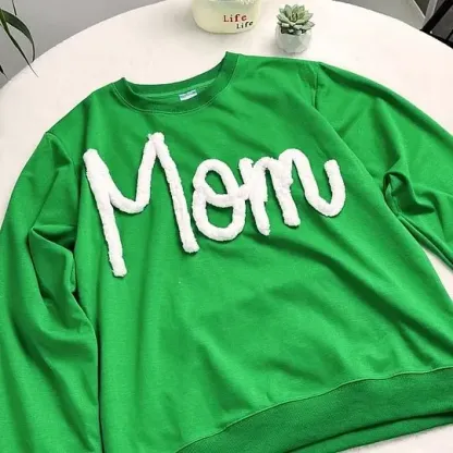 Cozy Chenille Sweatshirt – The Perfect Mother‘s Day Gift for Mom & Grandma