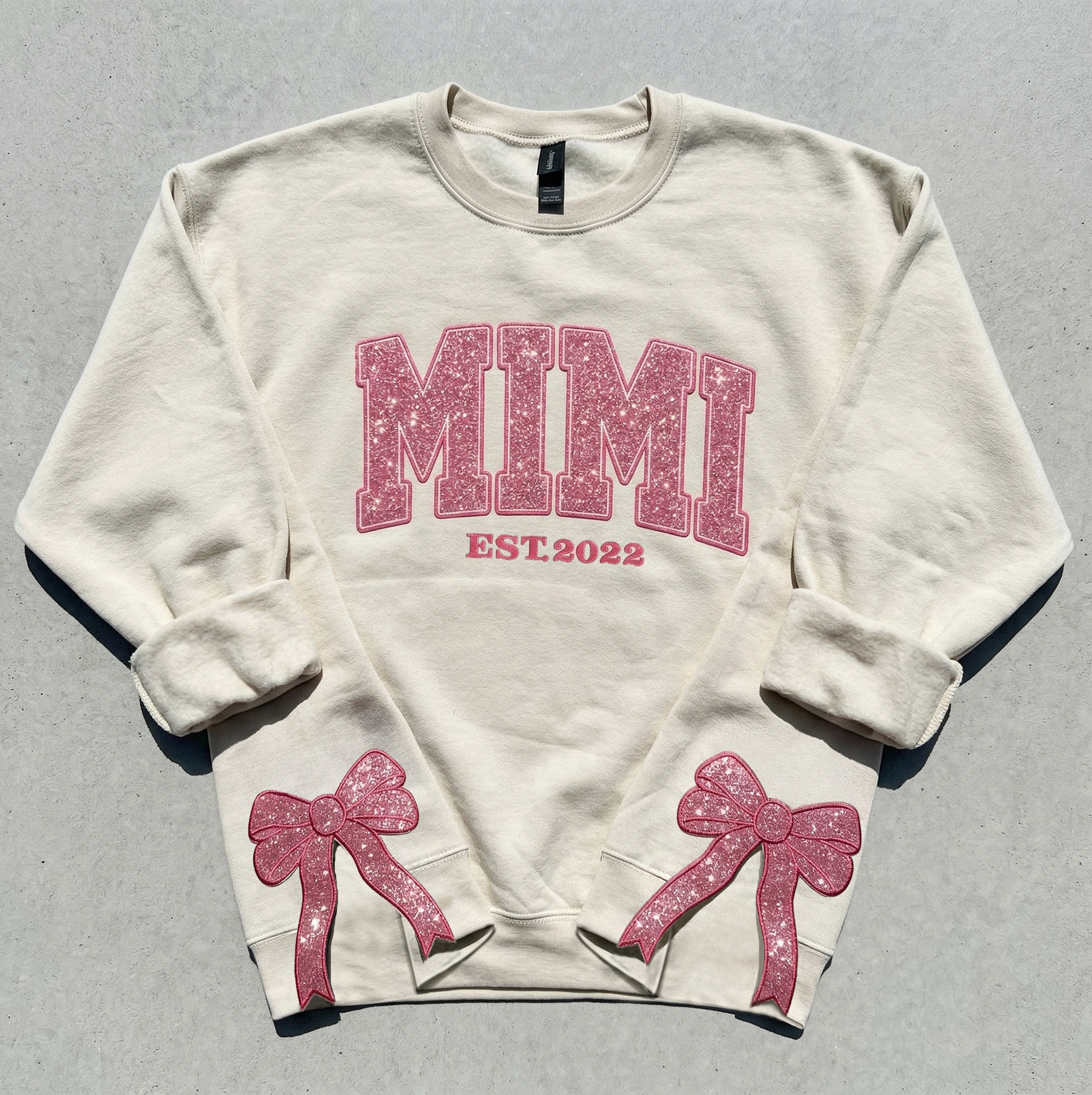 Custom Mom Est. Year Sweatshirt with Glitter Side Bow - Heartfelt Mother's Day Gift for Mom & Grandma
