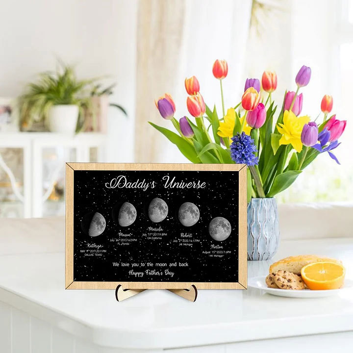 Personalized "We love you to the moon and back"  Wooden Name Family Tree Frame, Custom Last Name Sign for Dad, Fathers' Day Unique Gift for Dad