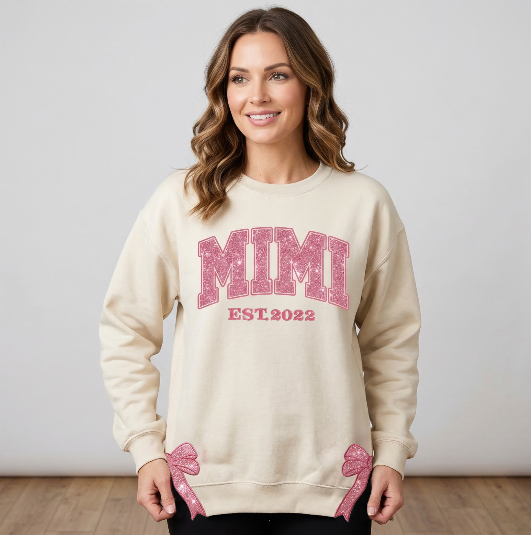 Custom Mom Est. Year Sweatshirt with Glitter Side Bow - Heartfelt Mother's Day Gift for Mom & Grandma