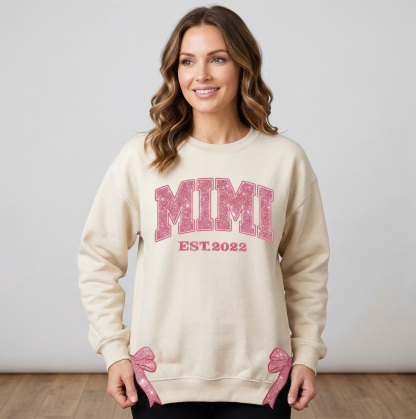 Custom Mom Est. Year Sweatshirt with Glitter Side Bow - Heartfelt Mother's Day Gift for Mom & Grandma