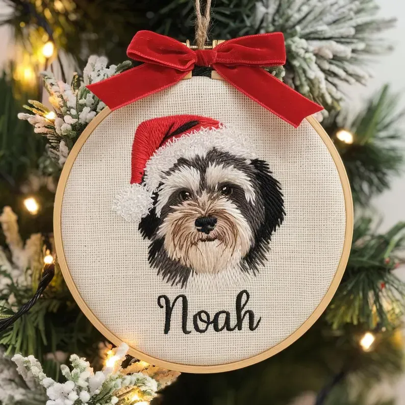 Custom embroidered pet Christmas decorations, perfect for pet lovers, custom pet Christmas gifts