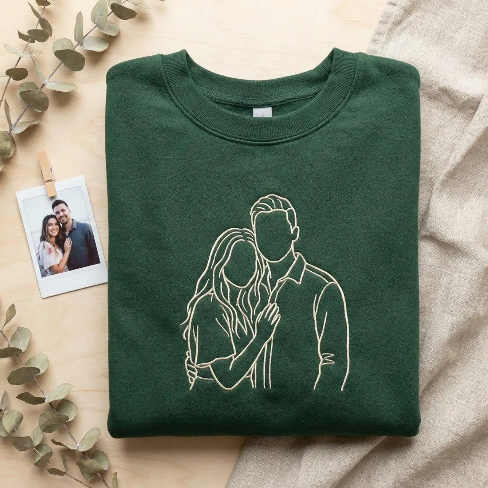 Forlovever Custom Couple Photo Outline Center Embroidered T-Shirt Sweatshirt Hoodie